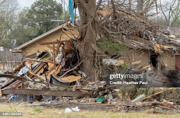 House Getting Destroyed House Destroyed By Tornado Photos and Premium High Res Pictures - Getty ...