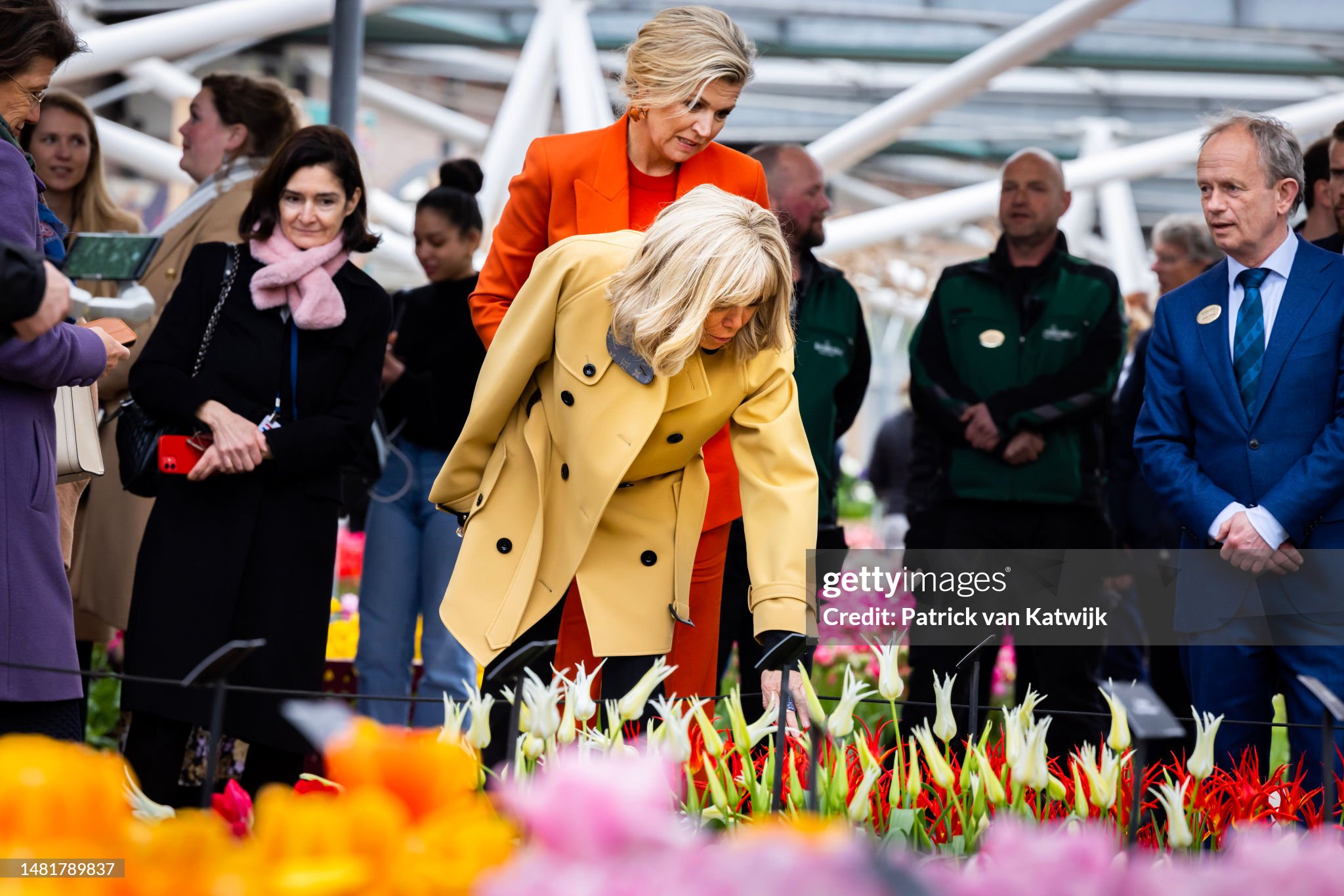 queen-maxima-of-the-netherlands-and-french-first-lady-brigitte-macron-visit-keukenhof-flower.jpg