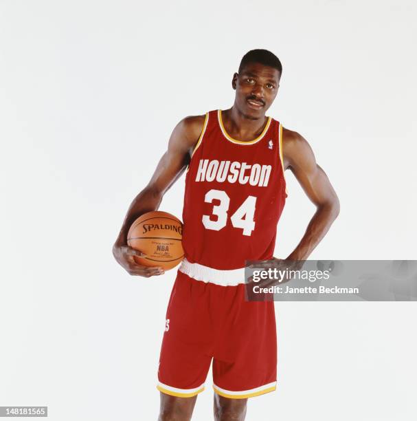 Nigerian-American basketball player Hakeem Olajuwon, Houston, 2001.