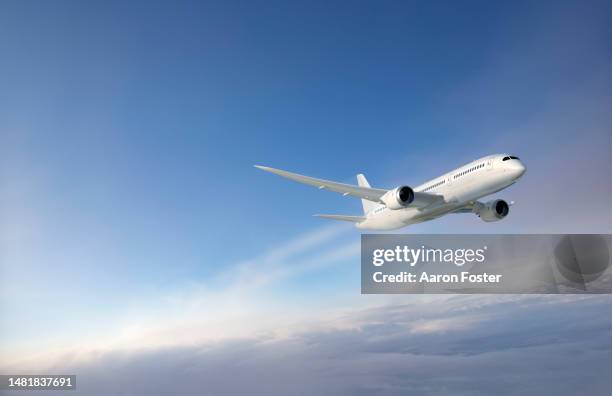 gerneric aircraft in flight - aircraft planes aaron foster stock pictures, royalty-free photos & images