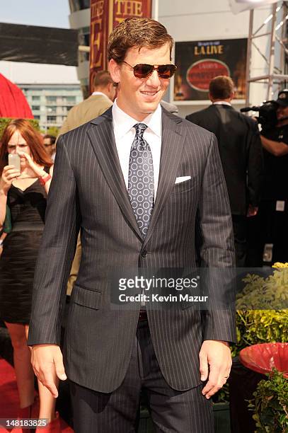 Player Eli Manning of the New York Giants arrives at the 2012 ESPY Awards at Nokia Theatre L.A. Live on July 11, 2012 in Los Angeles, California.