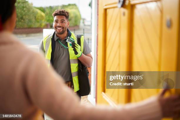 id check for workman visit - reflective clothing stock pictures, royalty-free photos & images