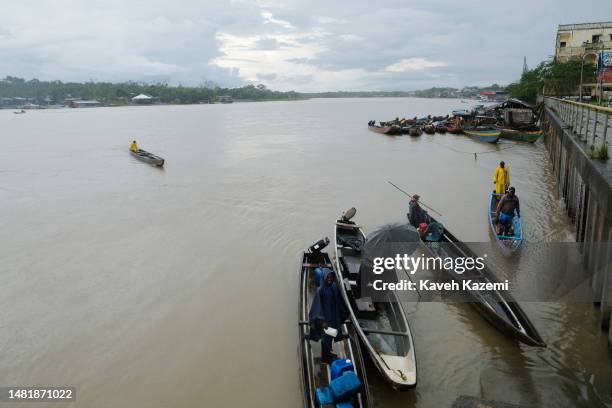 Quibdo Raining 376 River Atrato Photos & High Res Pictures - Getty Images