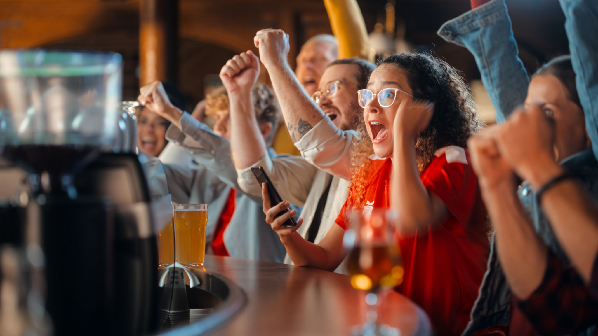 sports fans watching