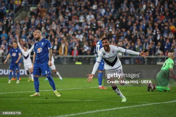 Nicolas Gonzalez of ACF Fiorentina celebrates after scoring the team's second goal during the UEFA Europa Conference League quarterfinal first leg...