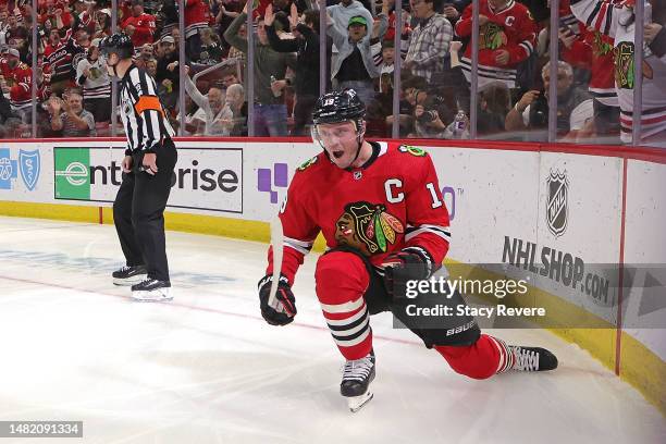 Jonathan Toews of the Chicago Blackhawks celebrates a goal against the Philadelphia Flyers during the second period at United Center on April 13,...