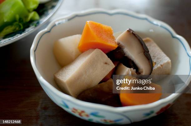 japanese food onishime - nimono 個照片及圖片檔