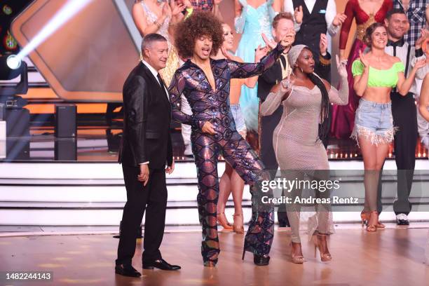 Judges Joachim Llambi, Jorge Gonzalez and Motsi Mabuse are seen on stage during the 7th Show of "Let's Dance" at MMC Studios on April 14, 2023 in...