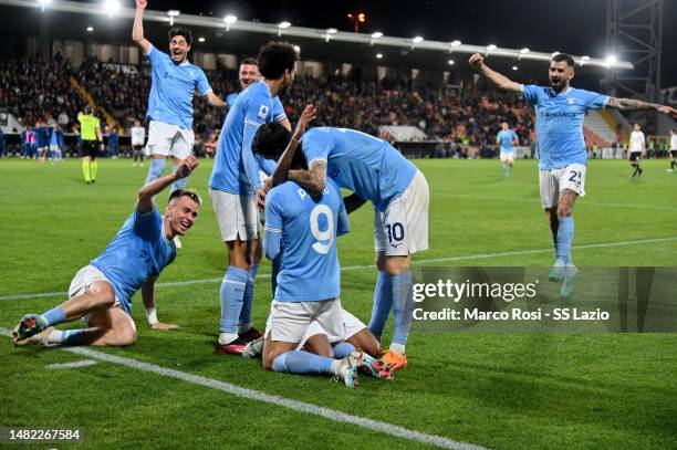 Marcos Antonio of SS Lazio celebrates a third goal with his team mates during the Serie A match between Spezia Calcio and SS Lazio at Stadio Alberto...