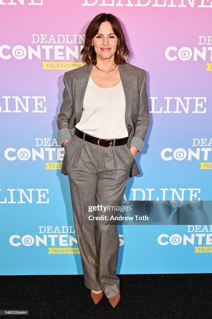 Jennifer Garner attends the AppleTV+ Screening Event: "The Last Thing
