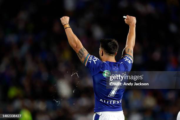 Shaun Johnson of the Warriors celebrates the win during the round seven NRL match between New Zealand Warriors and North Queensland Cowboys at Mt...