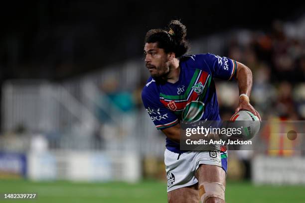 Tohu Harris of the Warriors runs the ball during the round seven NRL match between New Zealand Warriors and North Queensland Cowboys at Mt Smart...