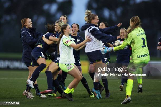 Melbourne Victory celebrate winning during the A-League Women's Semi Final match between Melbourne City and Melbourne Victory at Casey Fields, on...