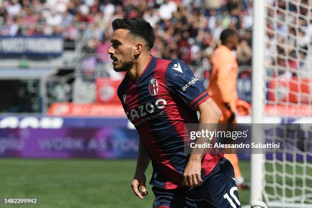 Nicola Sansone of Bologna FC celebrates after scoring the team's first goal during the Serie A match between Bologna FC and AC Milan at Stadio Renato...