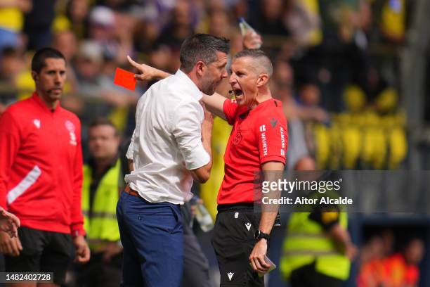 Paulo Pezzolano, Head Coach of Real Valladolid CF, clashes with the Match Referee, Iglesias Villanueva, after being shown the red card during the...
