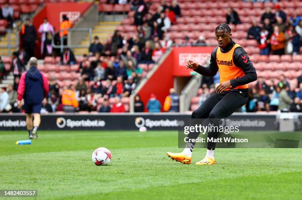 Armel Bella-Kotchap of Southampton warms up during the Premier League match between Southampton FC and Crystal Palace at St. Mary's Stadium on April...