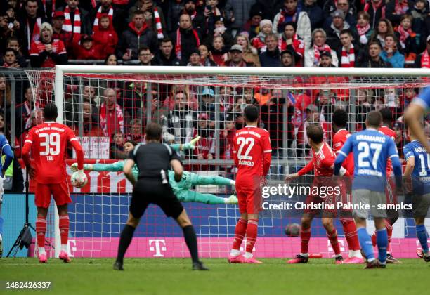 Yann Sommer of FC Bayern Muenchen let the ball in of Andrej Kramaric von TSG 1899 Hoffenheim during the Bundesliga match between FC Bayern München...