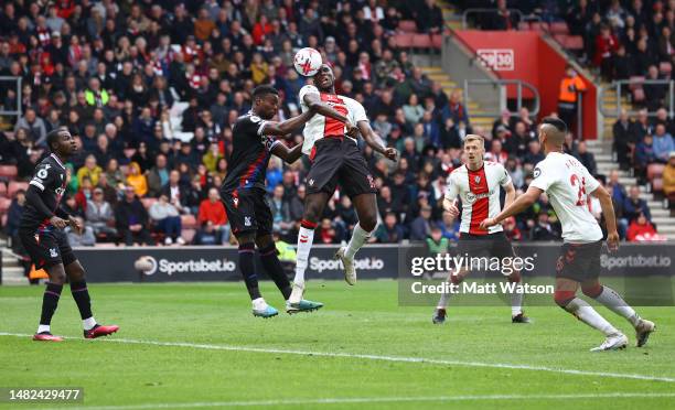 Paul Onuachu of Southampton heads at goal during the Premier League match between Southampton FC and Crystal Palace at St. Mary's Stadium on April...