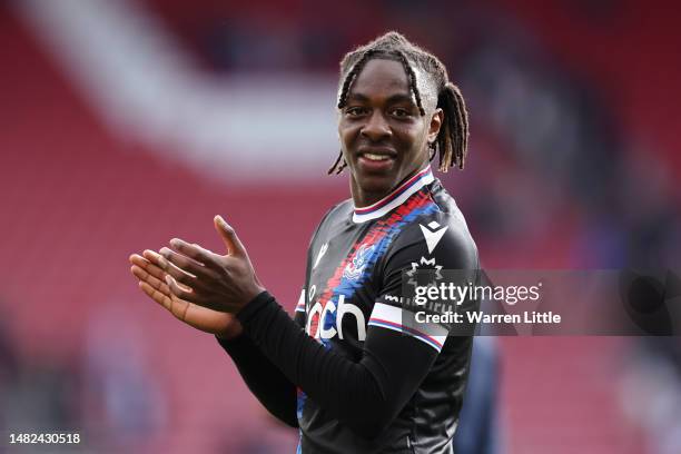 Eberechi Eze of Crystal Palace applauds the fans after the team's victory in the Premier League match between Southampton FC and Crystal Palace at...