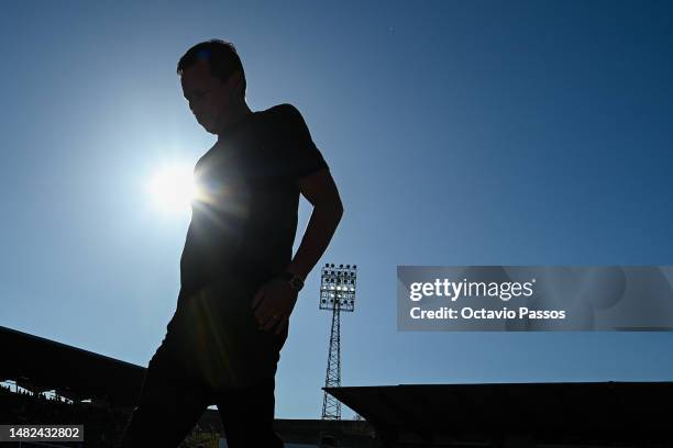 Head coach, Roger Schmidt of SL Benfica during the Liga Portugal Bwin match between GD Chaves and SL Benfica at Estadio Municipal Engenheiro Manuel...