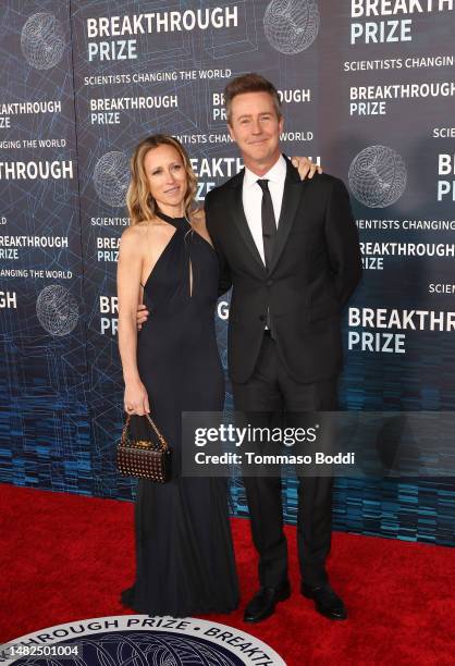 Shauna Robertson and Edward Norton arrive at the Ninth Breakthrough Prize Ceremony at Academy Museum of Motion Pictures on April 15, 2023 in Los...