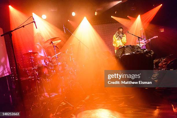 Dj Mathambo 71 Spoek Mathambo Stock Photos, High-Res Pictures, and Images - Getty ...