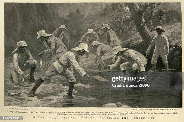 gurkha-soldaten der britisch-indischen armee fangen fische mit ihren kukri- oder khukuri-schwertern, 1890er jahre, 19. jahrhundert - nepal stock-grafiken, -clipart, -cartoons und -symbole