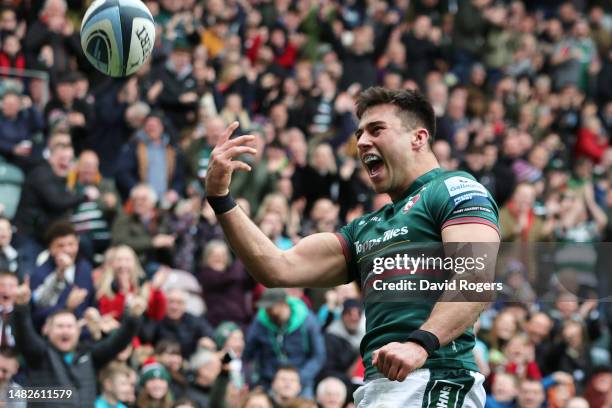 Dan Kelly of Leicester Tigers celebrates scoring the team's first try during the Gallagher Premiership Rugby match between Leicester Tigers and...