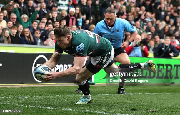 Chris Ashton of Leicester Tigers dives in to score his 99th try of his career during the Gallagher Premiership Rugby match between Leicester Tigers...