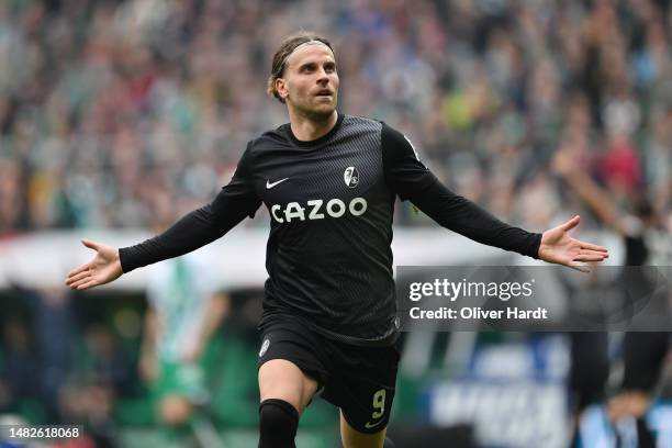 Lucas Hoeler of Sport-Club Freiburg celebrates after scoring the team's second goal during the Bundesliga match between SV Werder Bremen and...