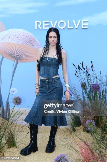 Amelia Hamlin attends REVOLVE Festival 2023, Thermal, CA - Day 1 on April 15, 2023 in Thermal, California.