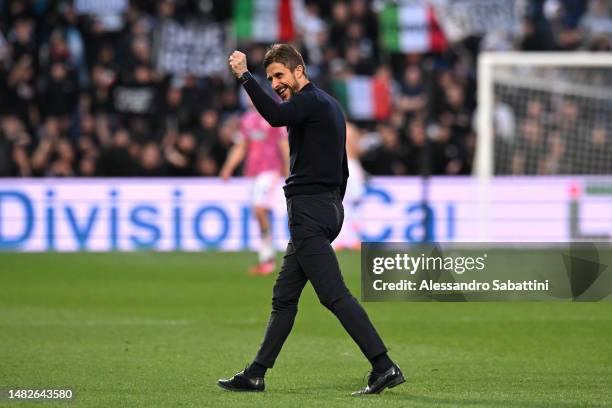Alessio Dionisi, Head Coach of US Sassuolo, celebrates following the Serie A match between US Sassuolo and Juventus at Mapei Stadium - Citta' del...