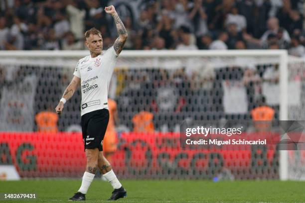 Roger Guedes of Corinthians celebrates after scoring the team's second goal during a match between Corinthians and Cruzeiro as part of Brasileirao...