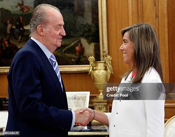 King Juan Carlos of Spain receives the Minister of Health, Social services and Equality Ana Mato during a meeting of the council of ministers at the...