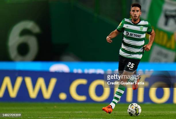 Man United and Newcastle set to battle for Portuguese defender this summer