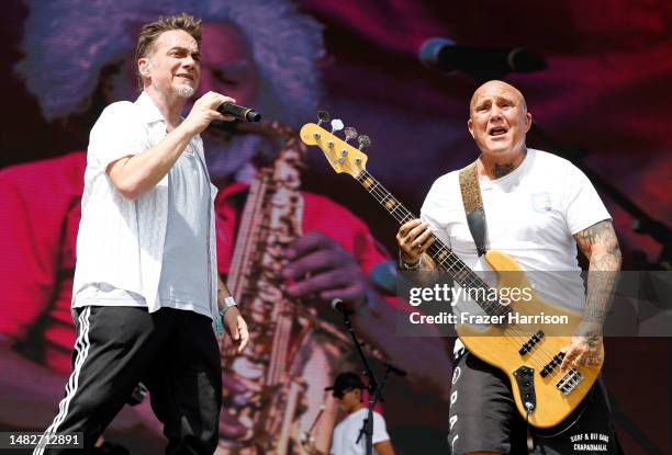 Los Fabulosos Cadillacs Vicentico Photos and Premium High Res Pictures