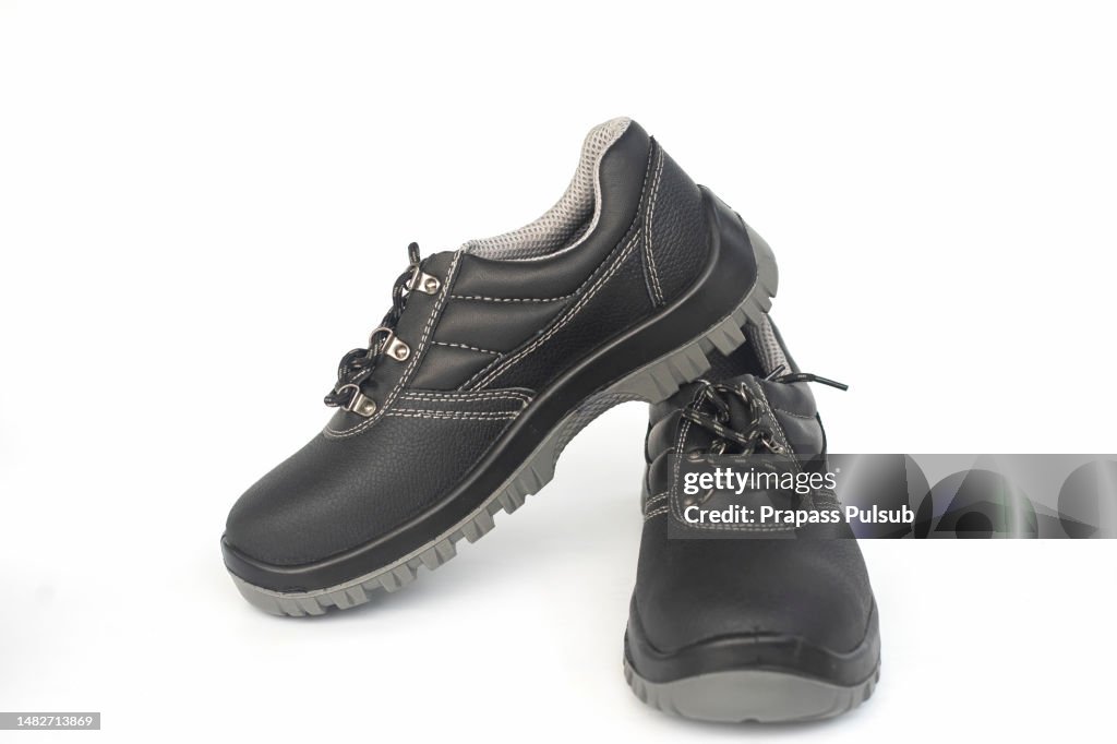 Safety shoes