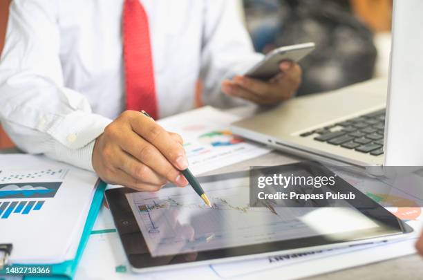 investor monitor the stock market data - smart investor stock pictures, royalty-free photos & images