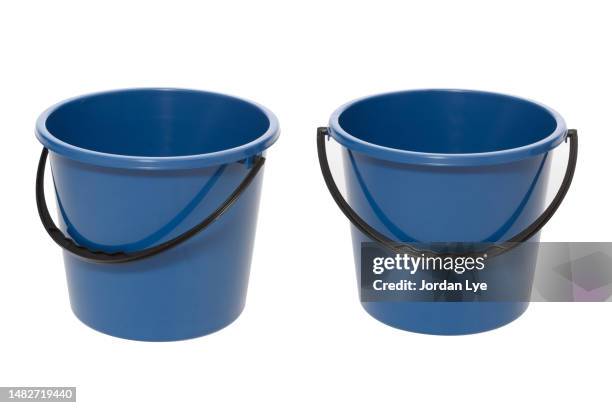 blue pail on white background - balde imagens e fotografias de stock