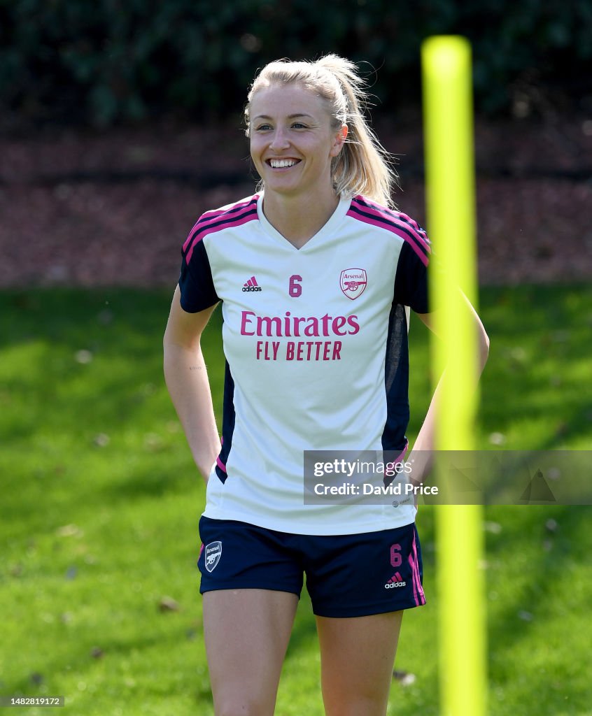 Williamson Arsenal Top Leah Williamson Of Arsenal During The