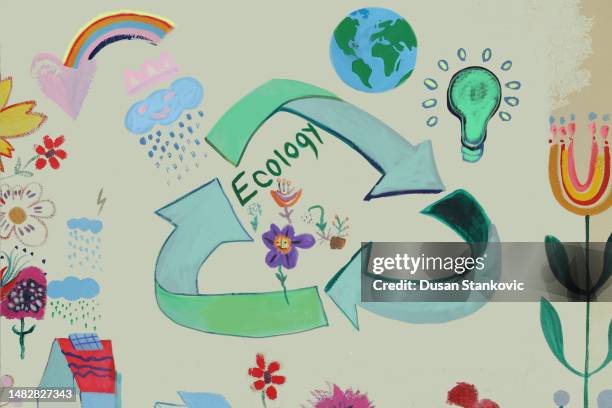 ilustraciones, imágenes clip art, dibujos animados e iconos de stock de concepto de desarrollo sostenible - confianza en sí mismo ilustraciones de stock