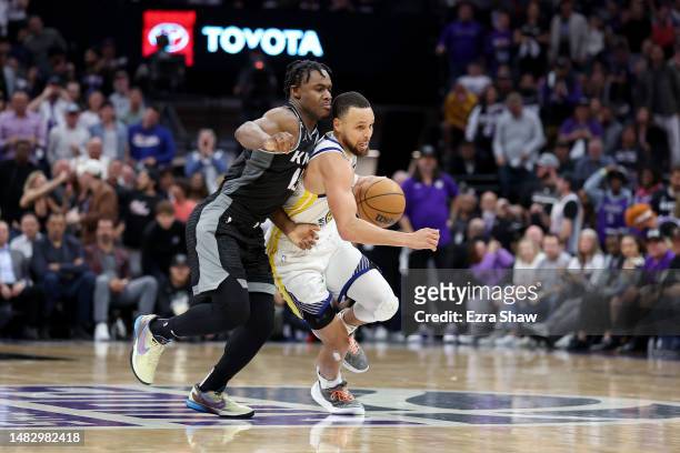 Draymond Green of the Golden State Warriors leaves the court after being ejected from their game against the Sacramento Kings during Game Two of the...