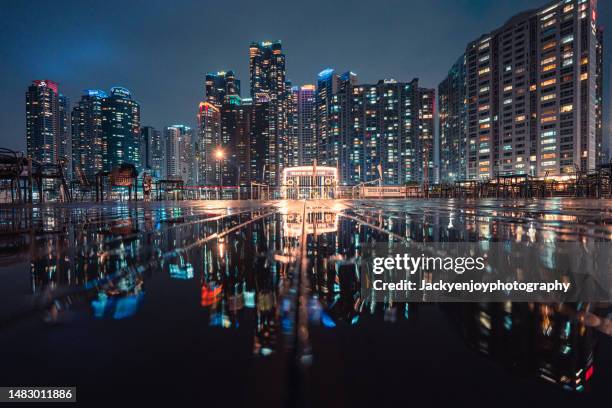 Building Reflection 4,298 Building Reflection In Water Stock Photos, High-Res Pictures, and ...