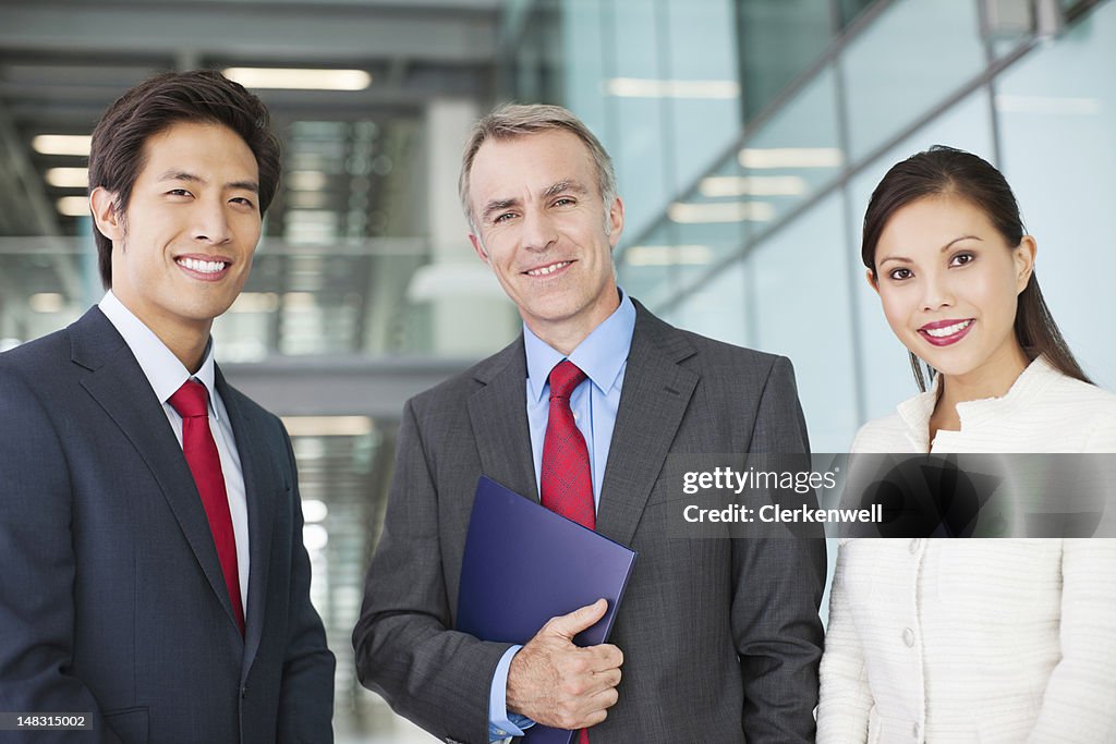 Portrait of smiling business people