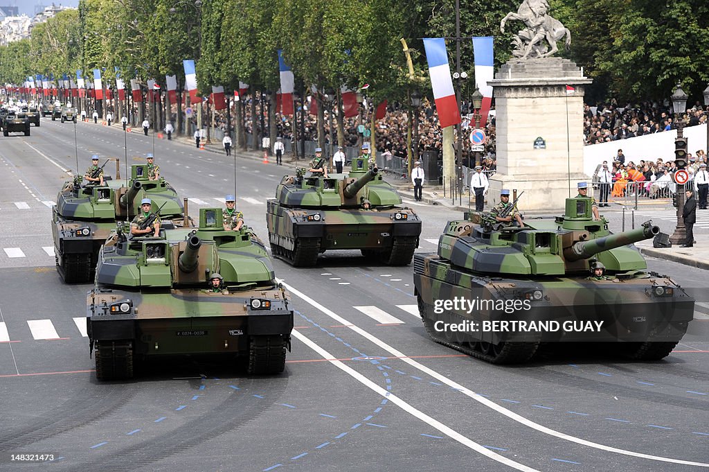 French AMX-56 Leclerc, a battle tank, pa