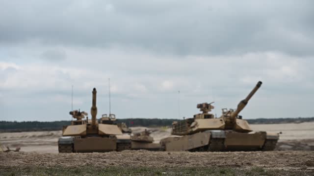 POL: Abrams Tank Training In Nowa Deba