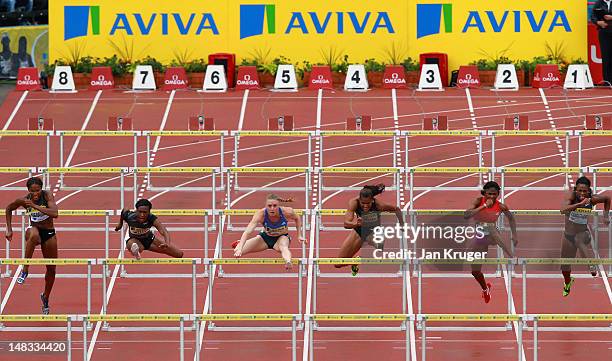 Perri Shakes-Drayton receives a cheque from Robin Spencer during day two of the Aviva London Grand Prix at Crystal Palace on July 14, 2012 in London,...