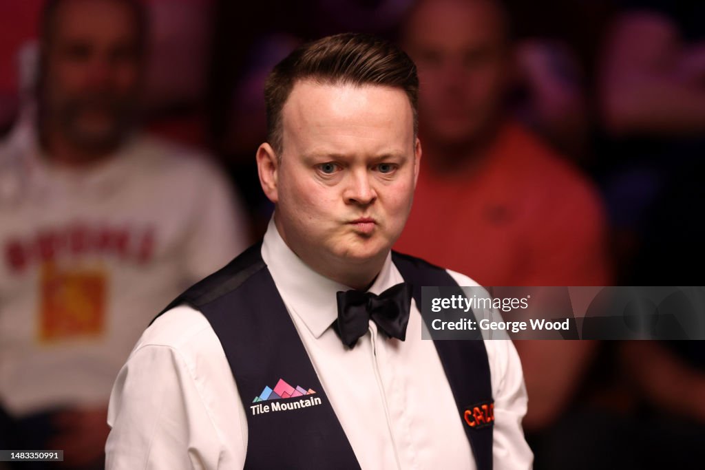 Shaun Murphy of England reacts during their round one match against
