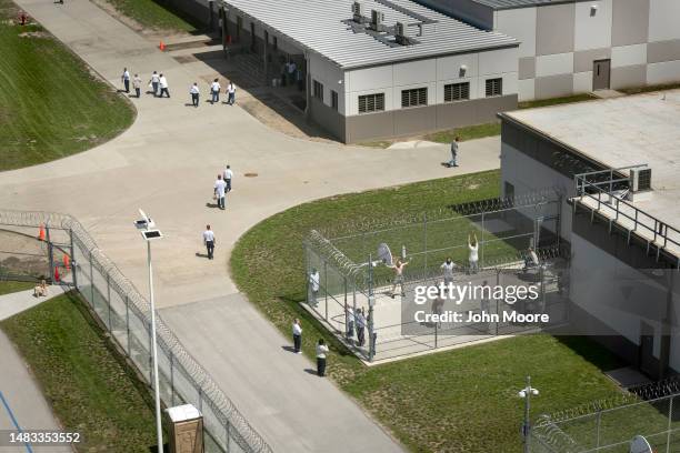 Kansas Prison Riot Prison Exercise Yard Photos and Premium High Res Pictures - Getty Images