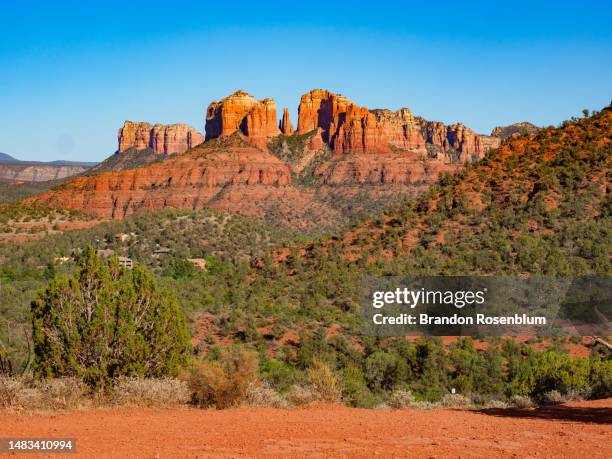 the red-rock buttes of sedona, arizona - sedona arizona stock pictures, royalty-free photos & images